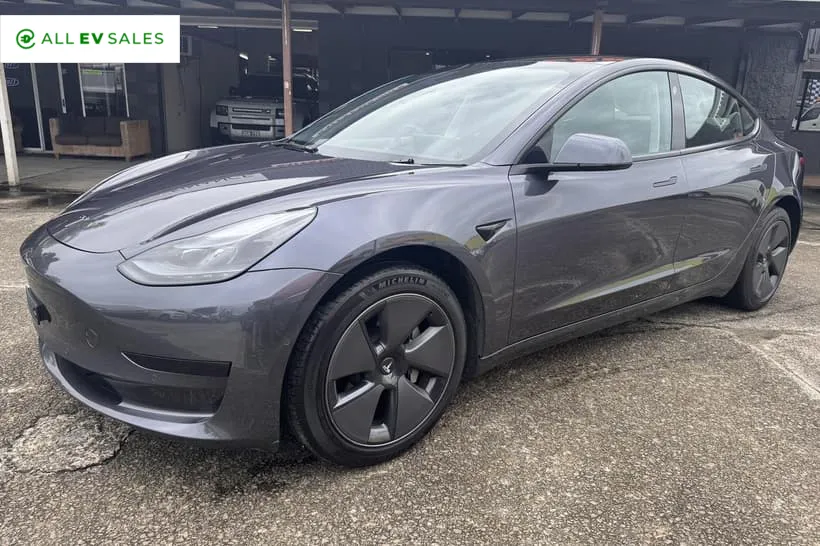 2023 Tesla Model 3 Rear-Wheel Drive