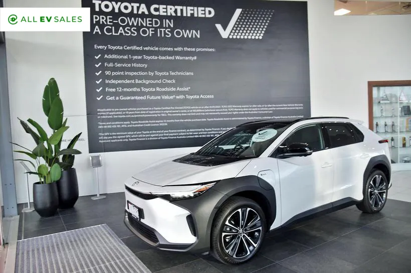 2024 Toyota BZ4X Awd - Two Tone Roof
