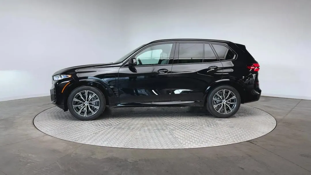 2026 BMW X5 Hybrid, photo 5