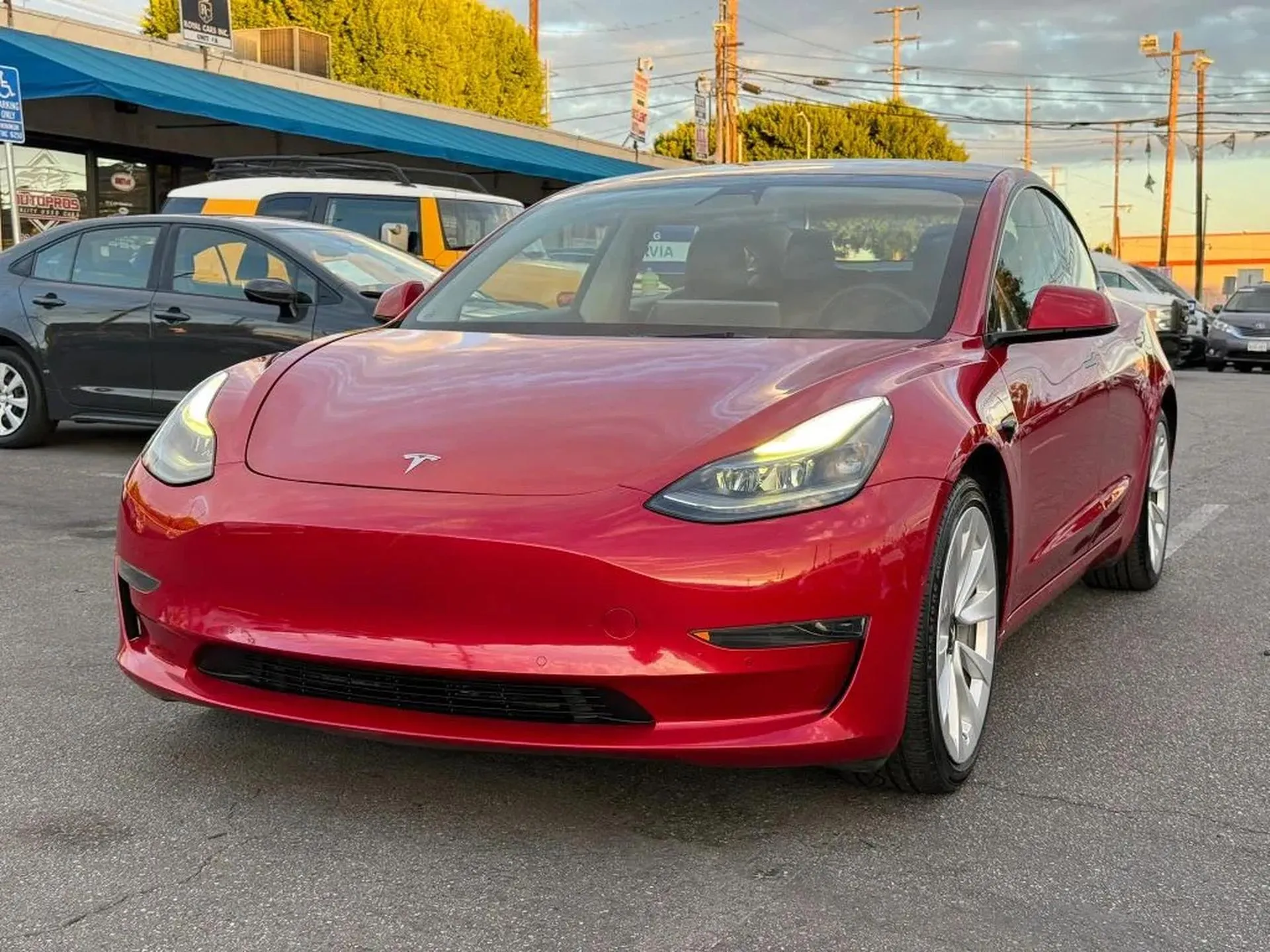 2022 Tesla Model 3 Rear-Wheel Drive