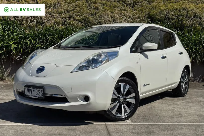 2017 Nissan Leaf X