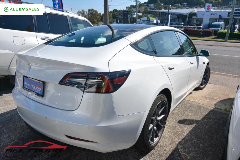 2022 Tesla Model 3, photo 4