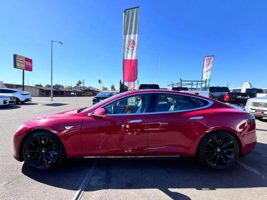 2013 Tesla Model S, photo 3