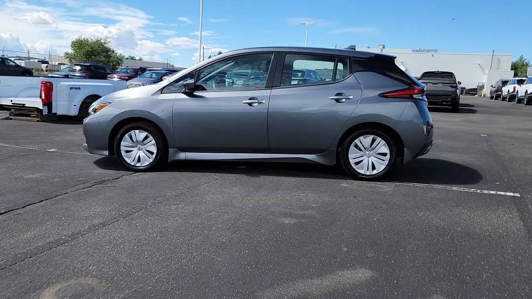 2025 Nissan Townstar, photo 2