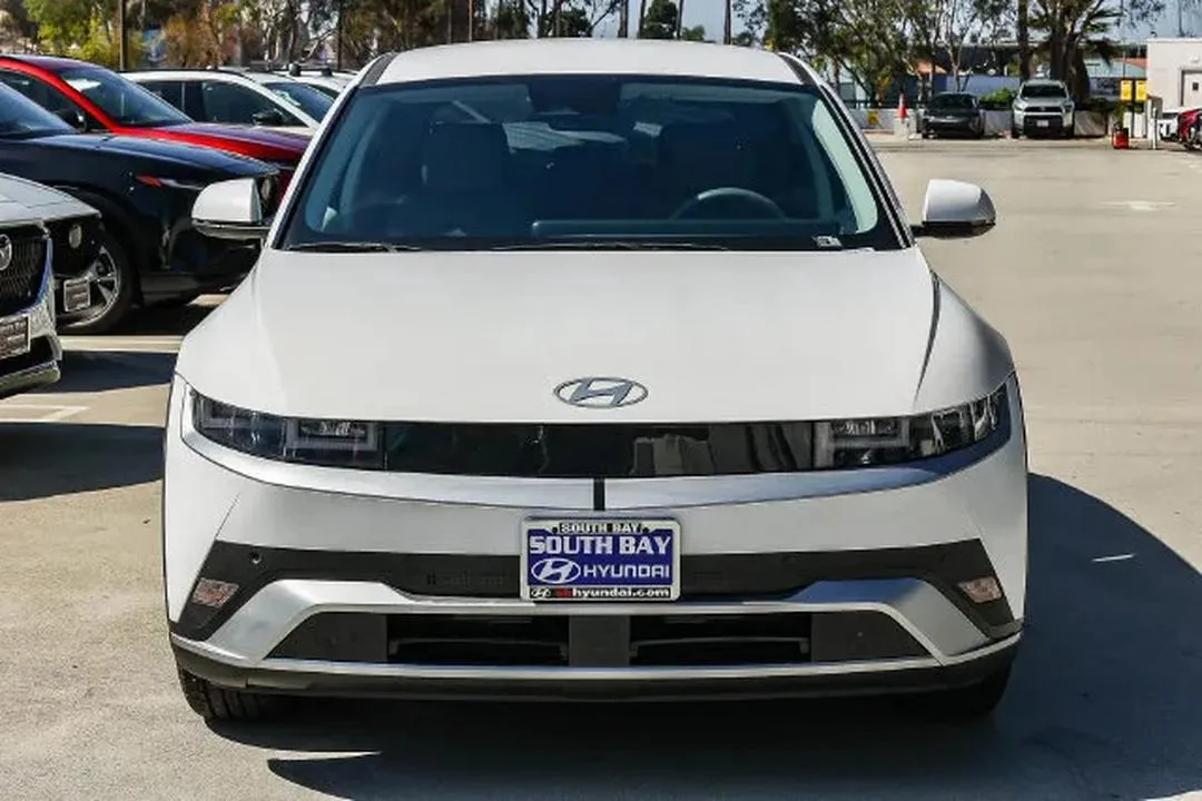 2026 Hyundai IONIQ 9, photo 2