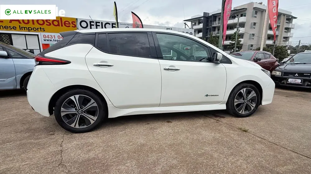 2019 Nissan Leaf, photo 3