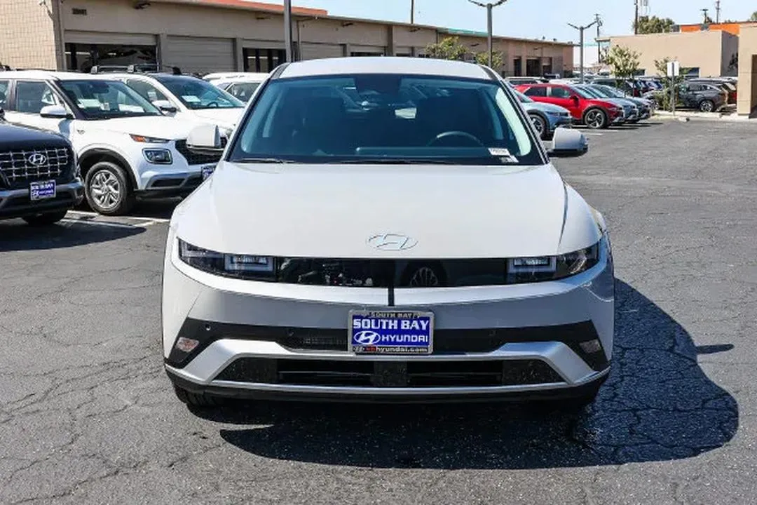 2026 Hyundai IONIQ 9, photo 2