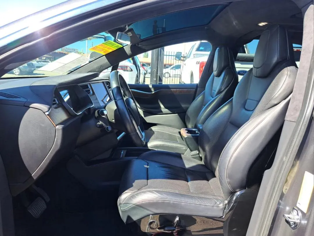 2016 Tesla Model S, photo 5