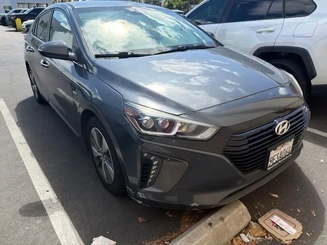 2018 Hyundai Ioniq Plug-In, photo 3