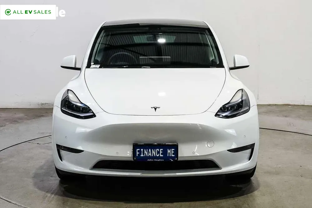2023 Tesla Model Y, photo 3