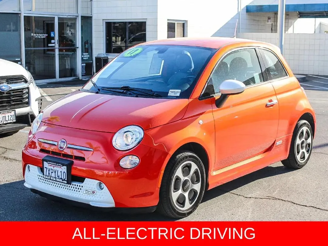 2017 Fiat 500e, photo 3