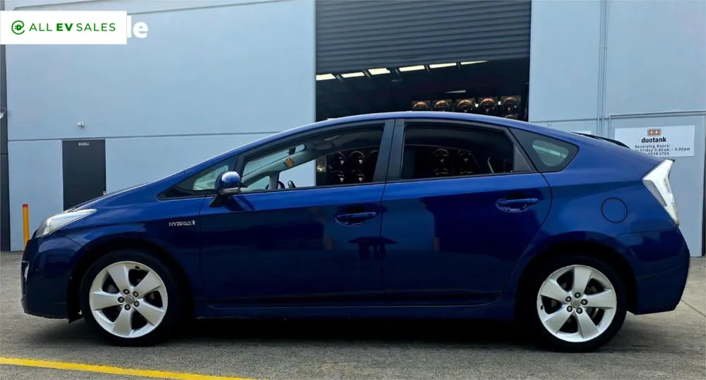 2011 Toyota Prius, photo 4