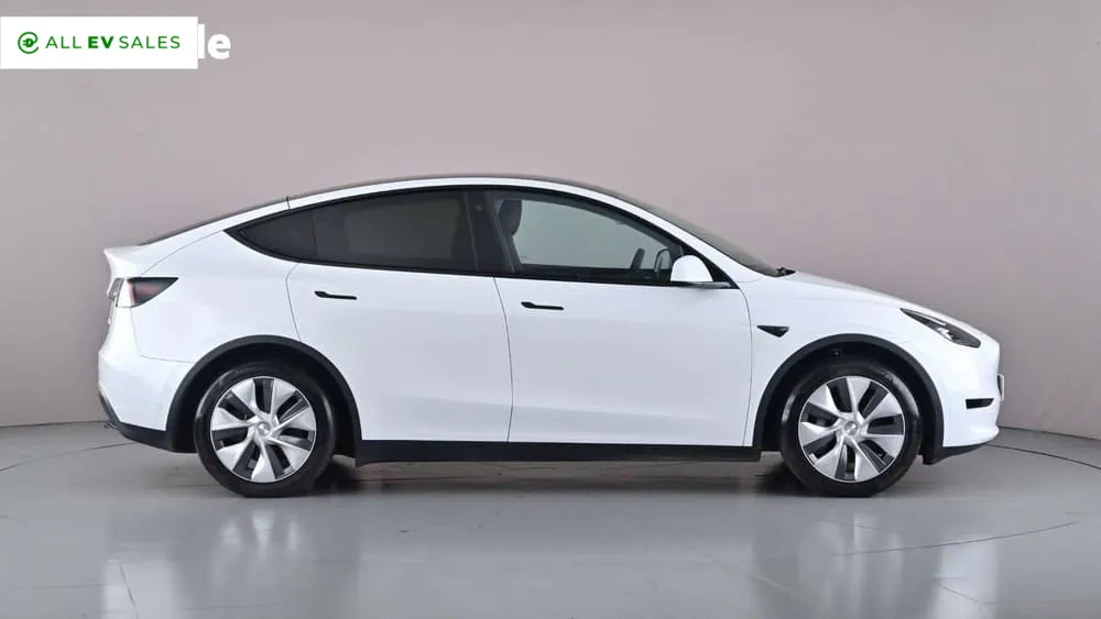 2023 Tesla Model Y, photo 3