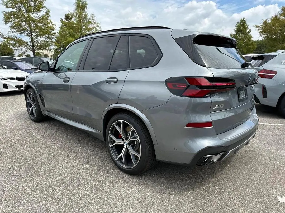 2026 BMW X5 Hybrid, photo 5