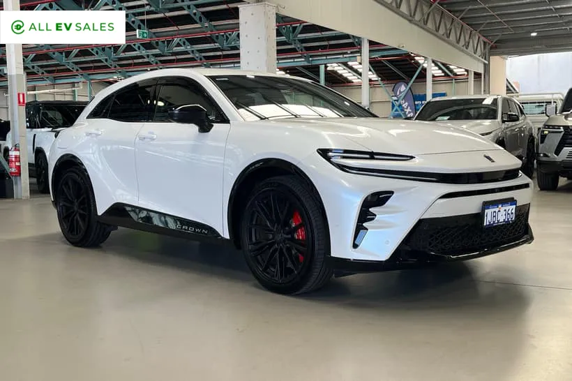 2024 Toyota Crown SPORT RS WAGON