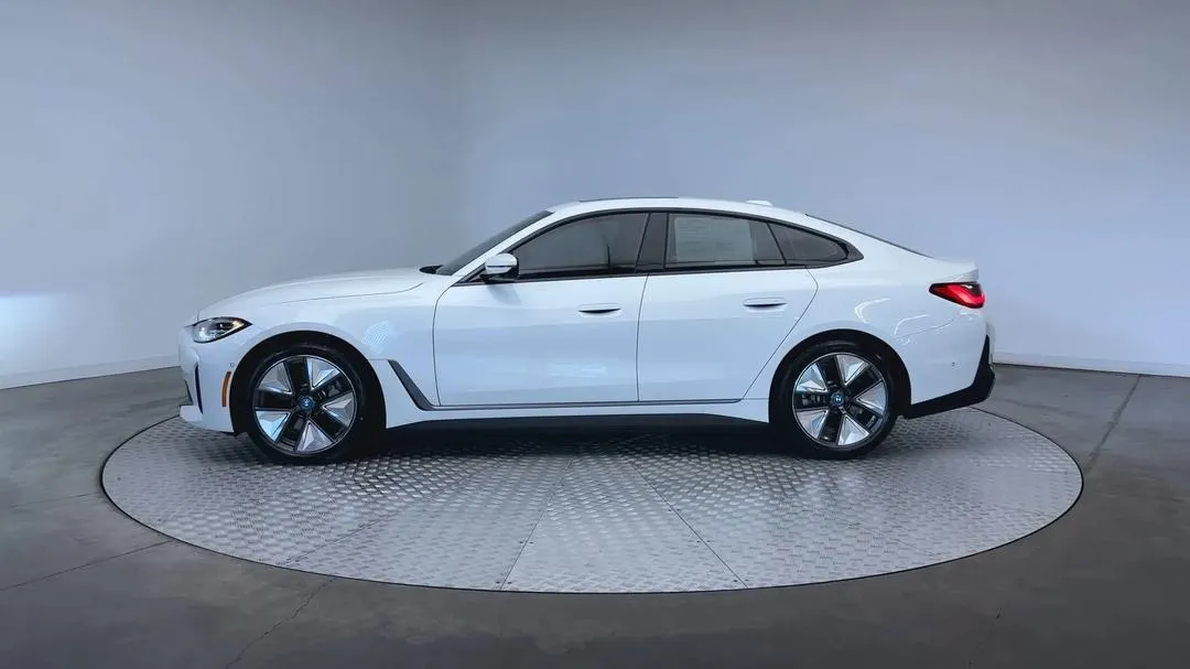 2023 BMW i4, photo 5