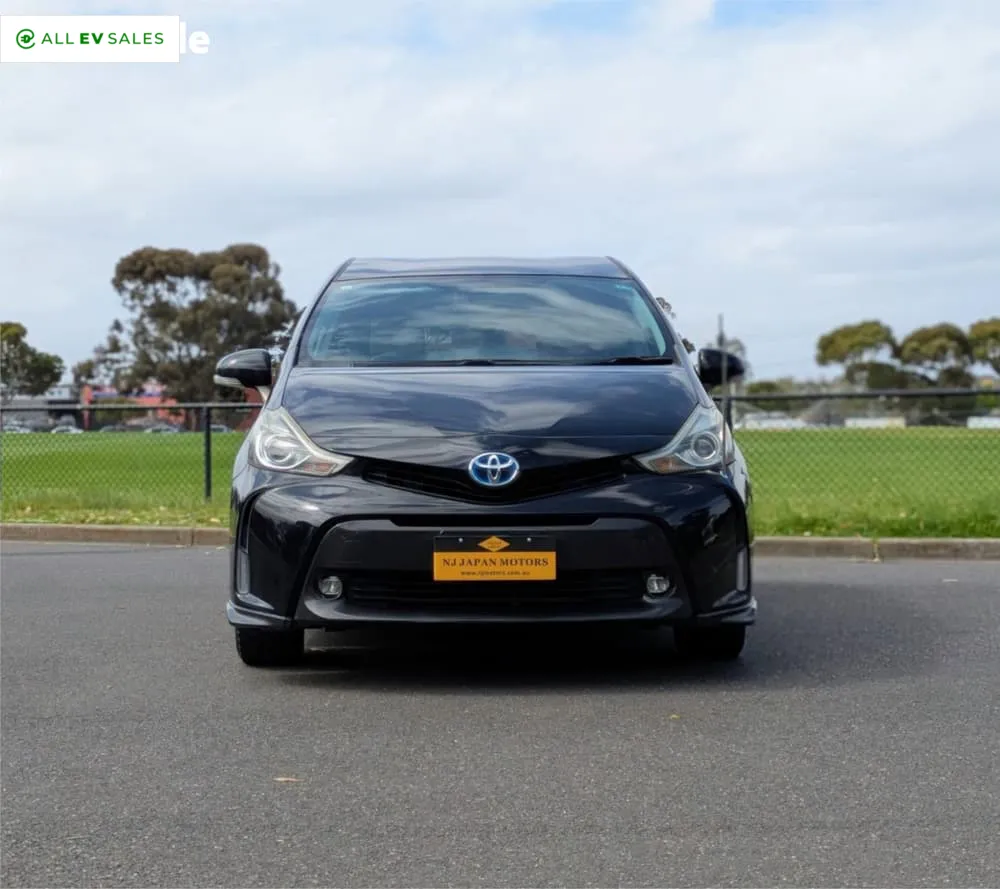 2015 Toyota Prius, photo 2