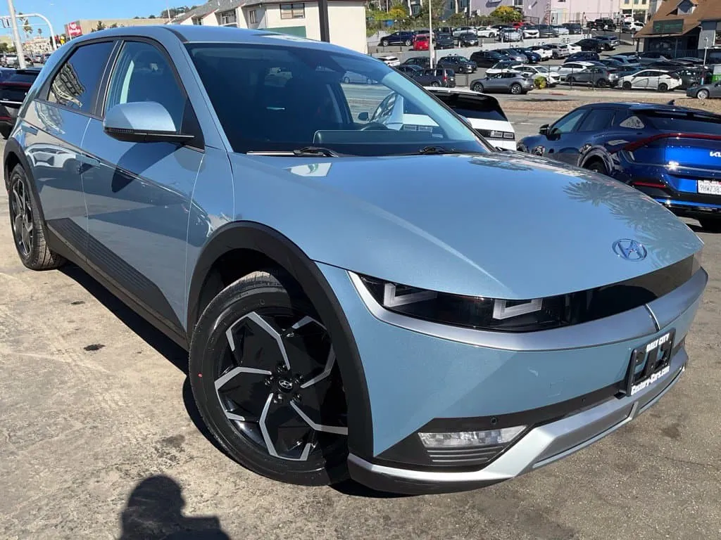 2024 Hyundai Ioniq 5 SEL