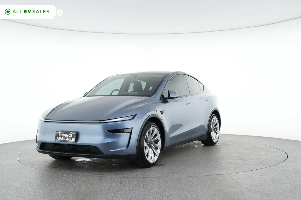 2025 Tesla Model Y, photo 4