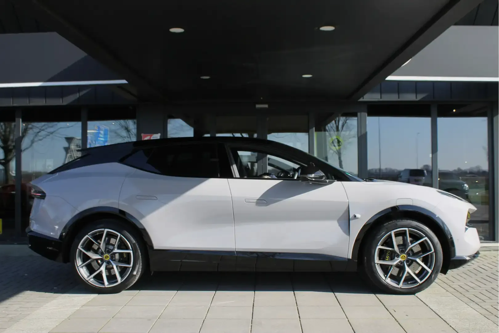 2023 Lotus Eletre, photo 5