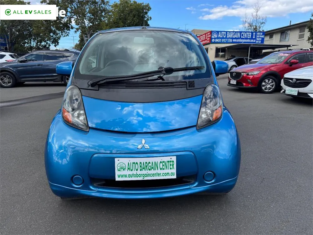 2012 Mitsubishi i-MiEV, photo 2