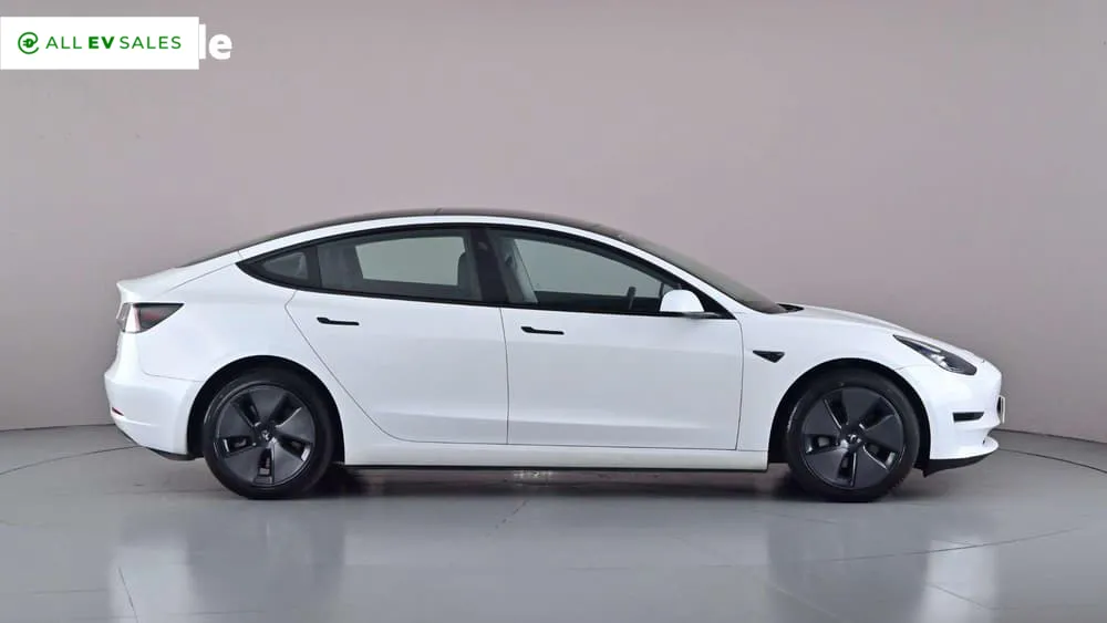 2023 Tesla Model 3, photo 3