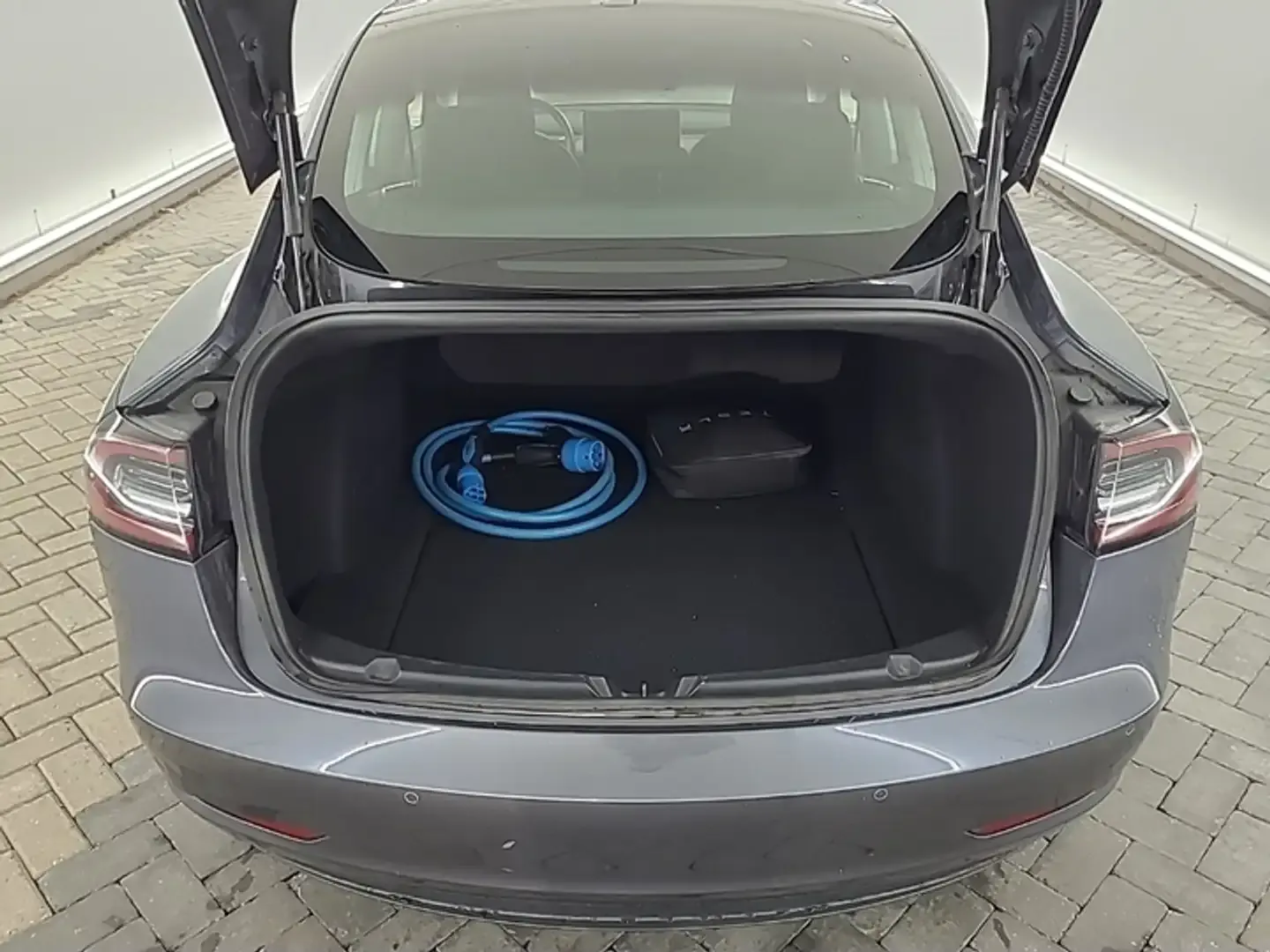 2023 Tesla Model 3, photo 5