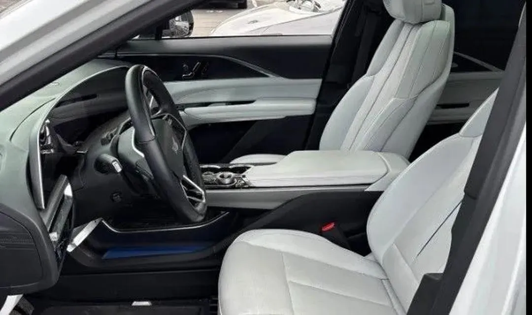 2024 Cadillac OPTIQ, photo 5