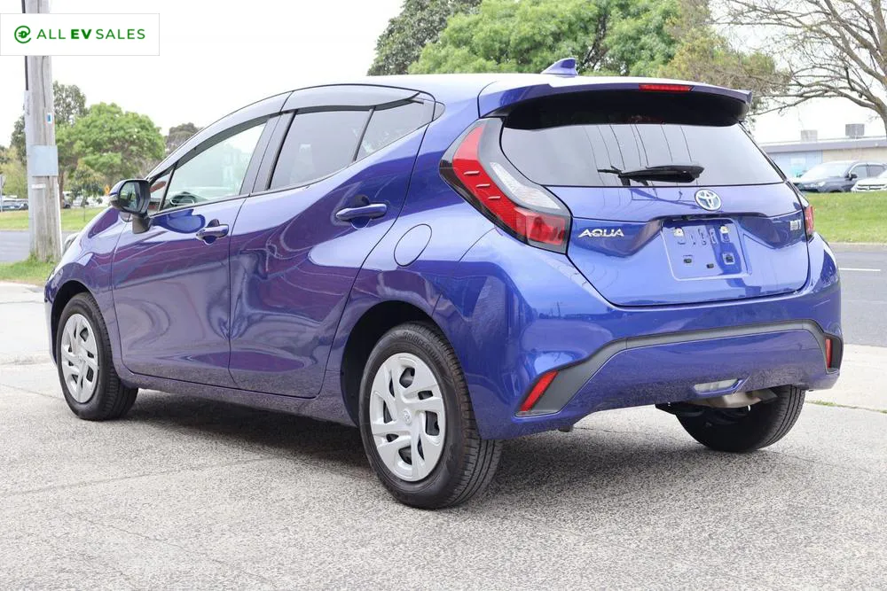 2021 Toyota Aqua, photo 4