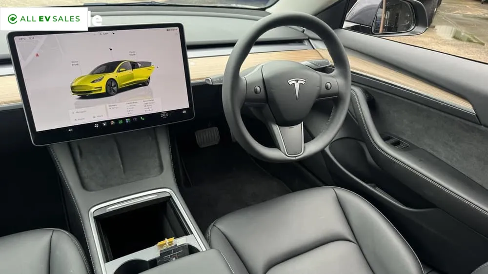 2023 Tesla Model 3, photo 3
