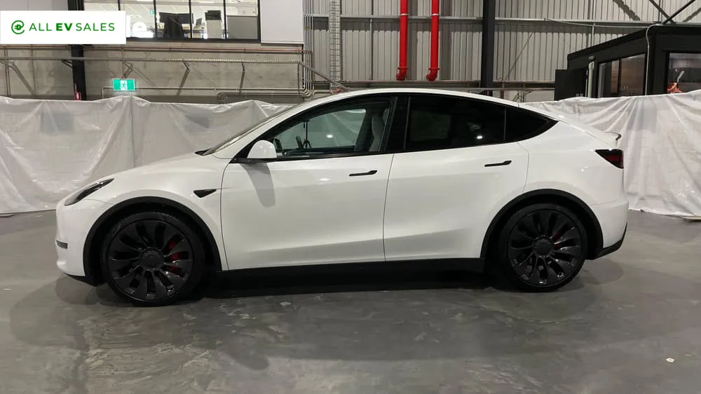 2023 Tesla Model Y, photo 4