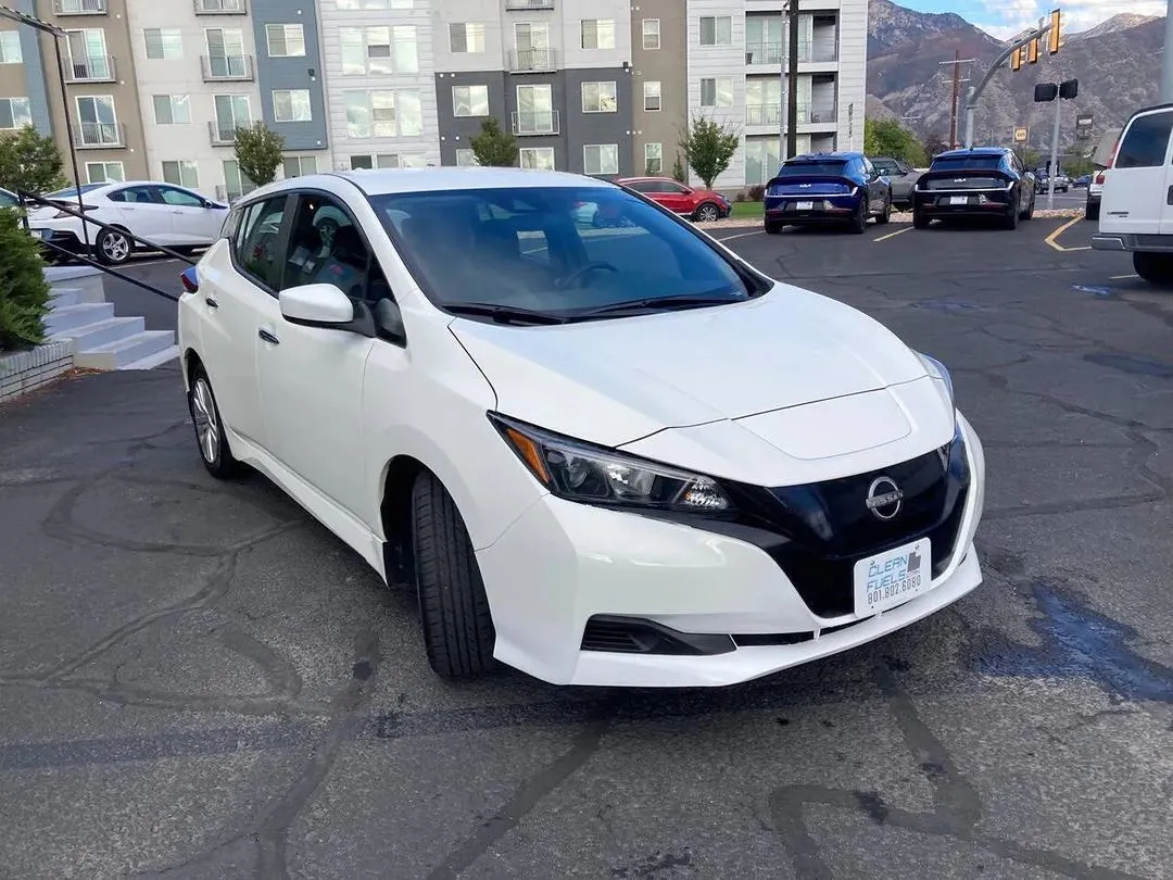 2025 Nissan Townstar, photo 3