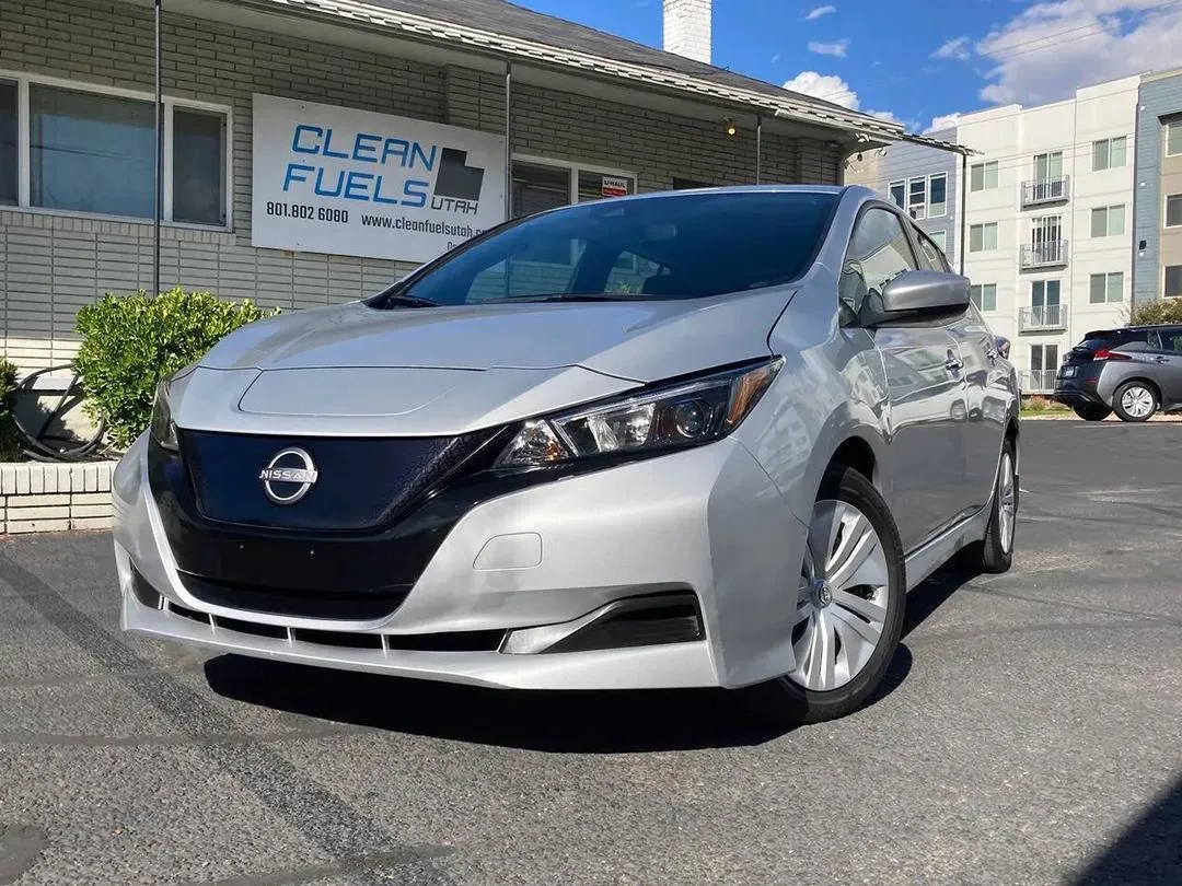 2025 Nissan Townstar, photo 2