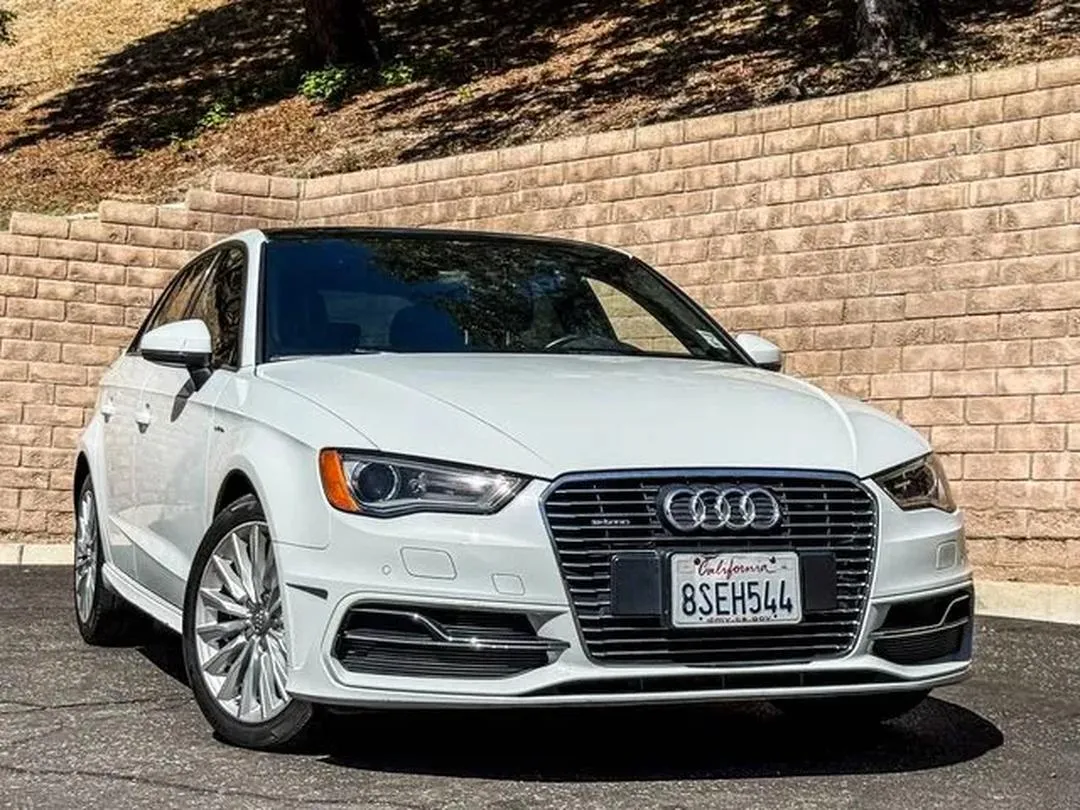 2016 Audi Q3, photo 3