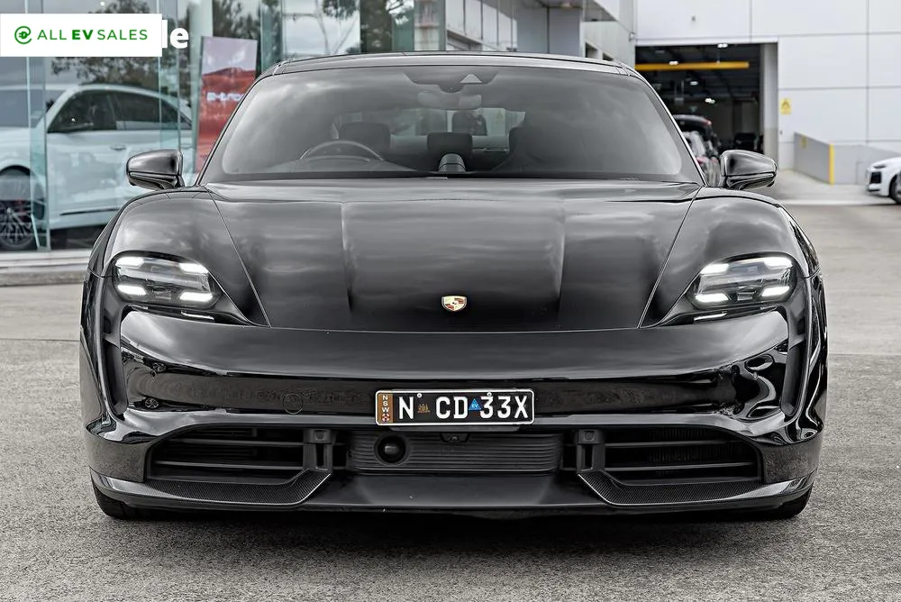 2021 Porsche Taycan, photo 4