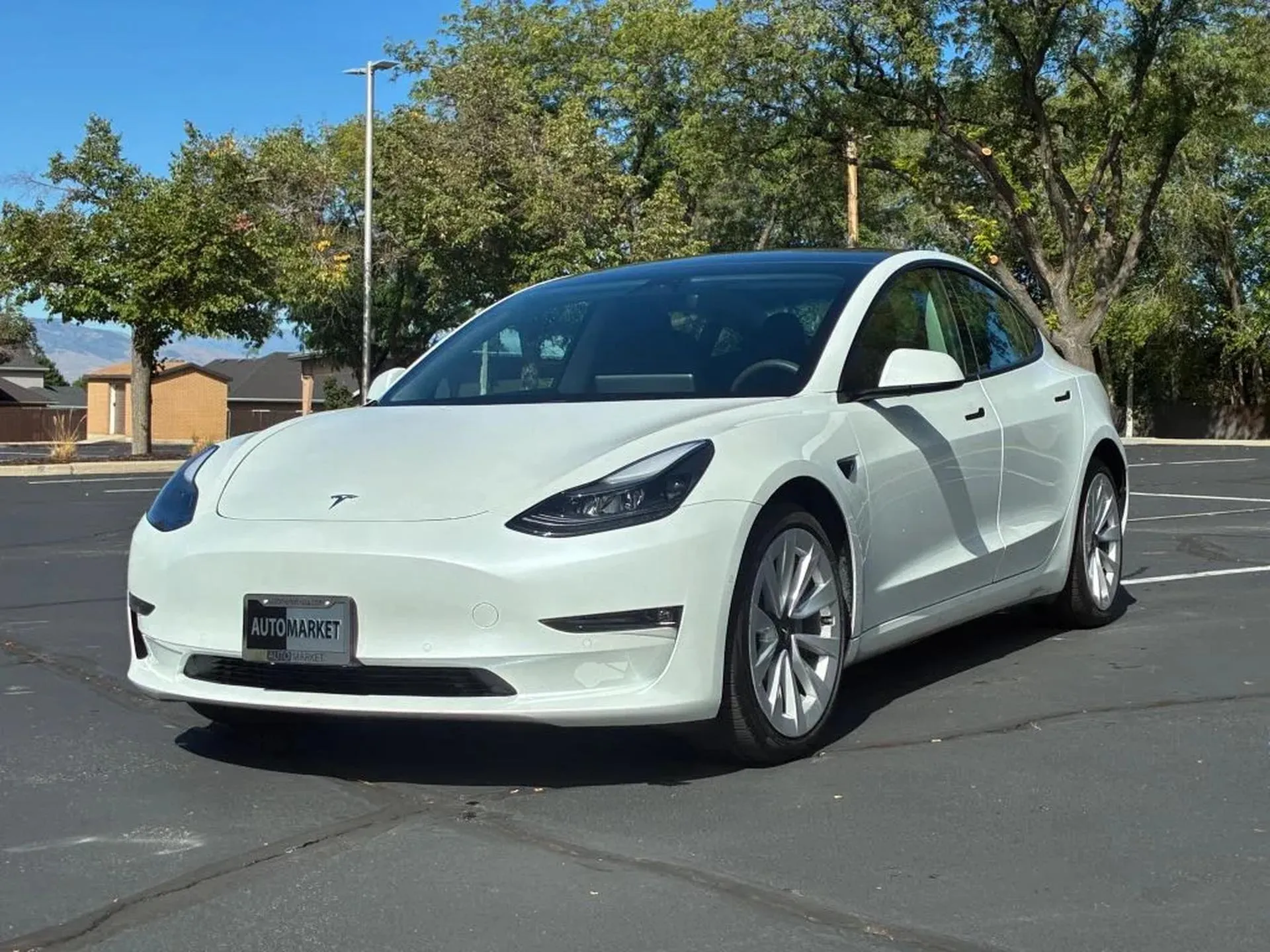 2021 Tesla Model 3 Long Range Sedan 4D