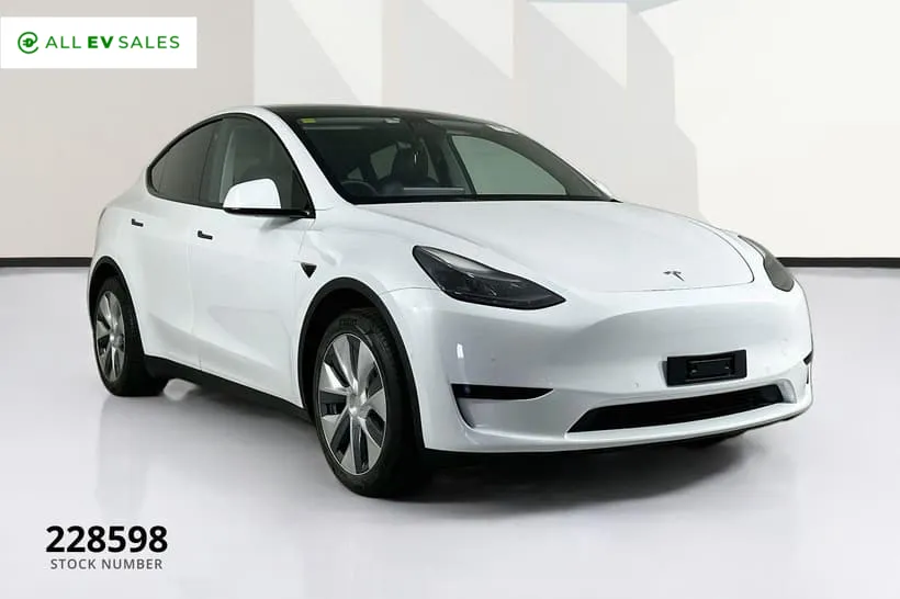 2023 Tesla Model Y Rear-Wheel Drive