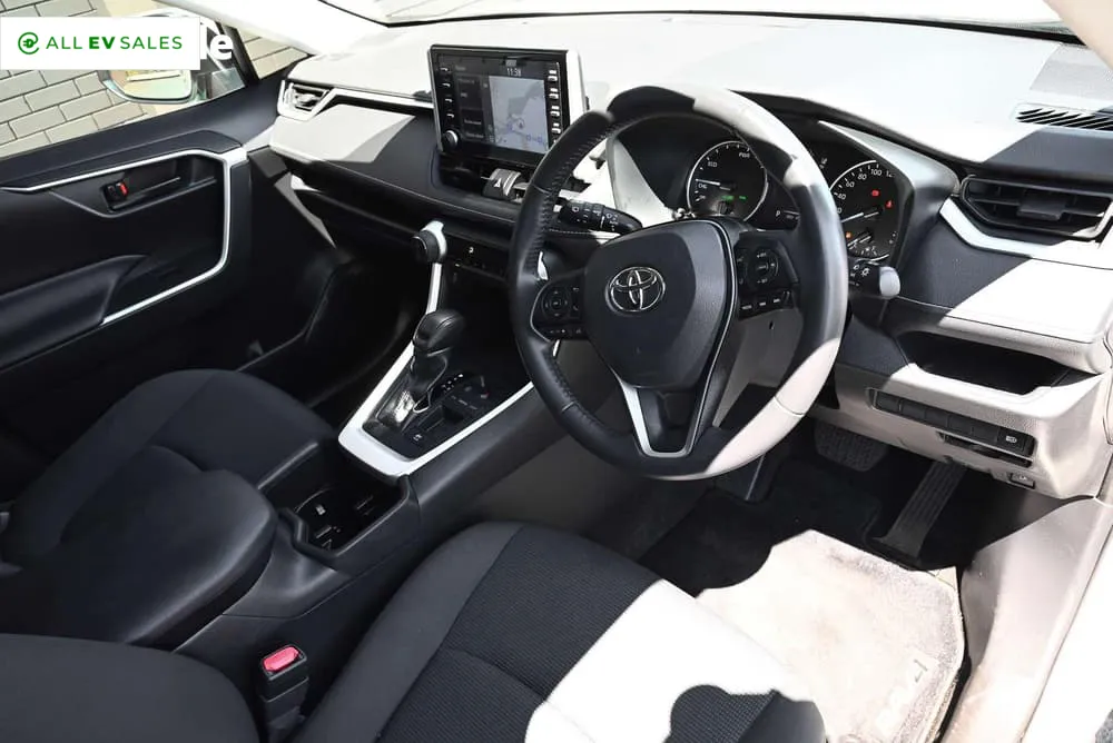 2022 Toyota RAV4, photo 2