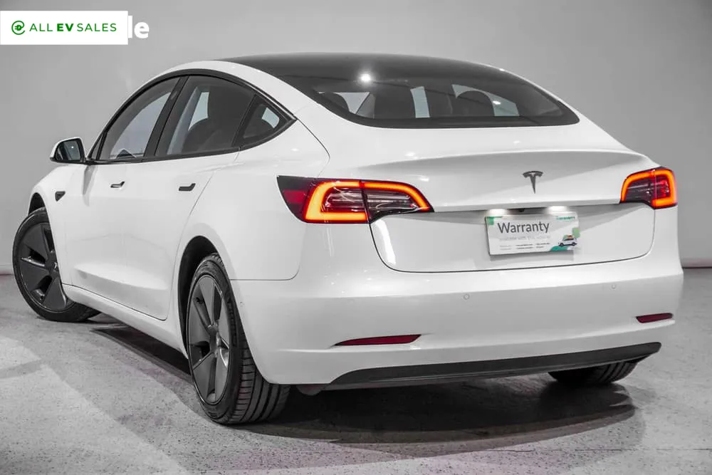 2021 Tesla Model 3, photo 2