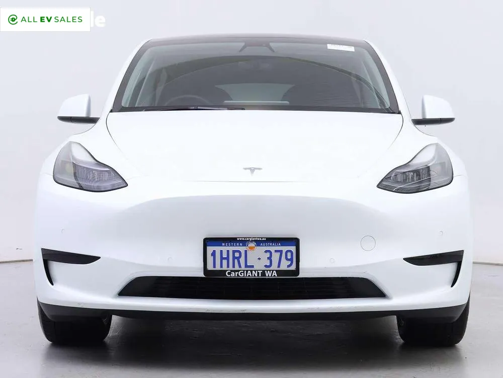 2022 Tesla Model Y, photo 2