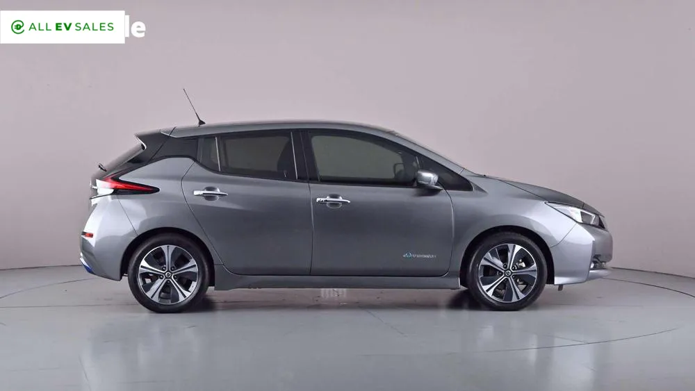2020 Nissan Leaf, photo 3